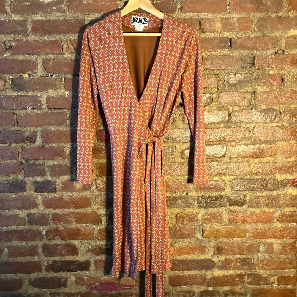 Diane Von Furstenberg Rust and Cream Wrap Dress